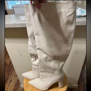 Shein Faux Leather White Croc Heeled Boots 7.5